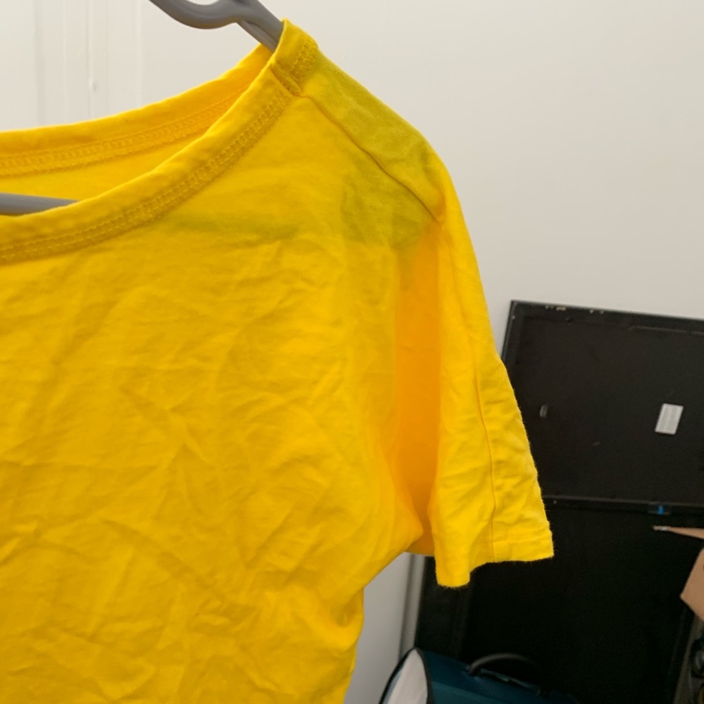 A yellow T-shirt